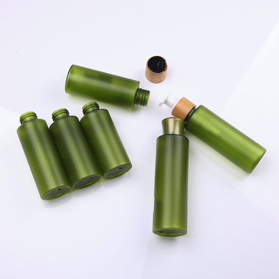 Freundliches skincare Eco kosmetisches Bambusverpacken mit grüner HAUSTIER-Flasche