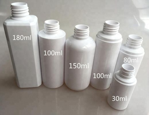 STREICHELN Sie kosmetische Satzflaschenhautpflege-Wasserplastikflasche mit hölzerner Bambuskappe